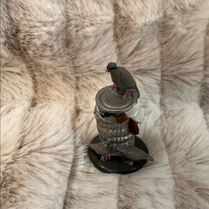 Homie Ser 6 “Homie Pigeon”